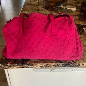 Vera Bradley XL Duffle in pink EUC